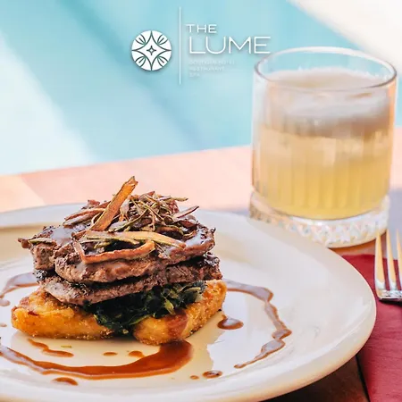 The Lume Boutique & Restaurant & 호텔 *